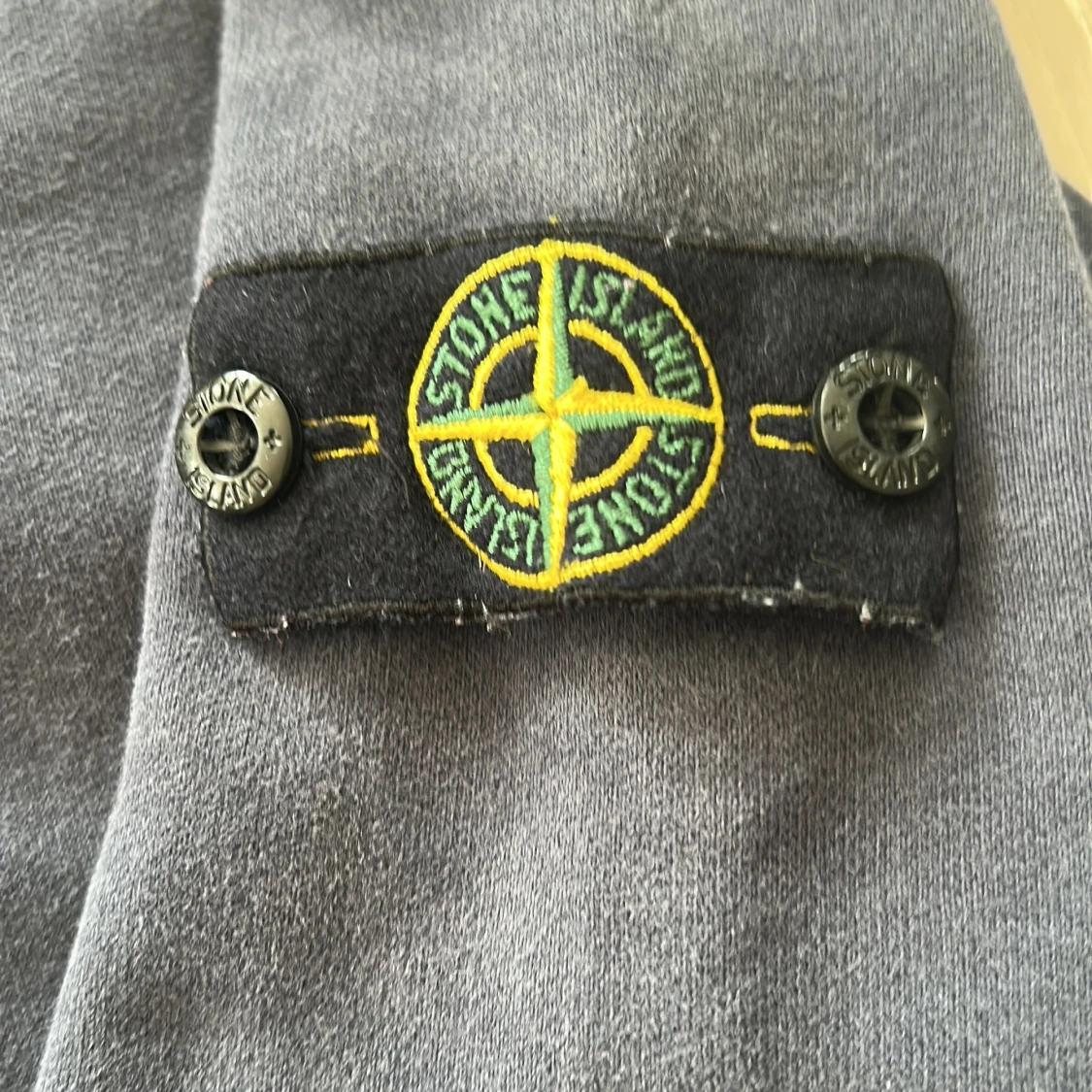 Blå hoodie från Stone Island Junior - 2