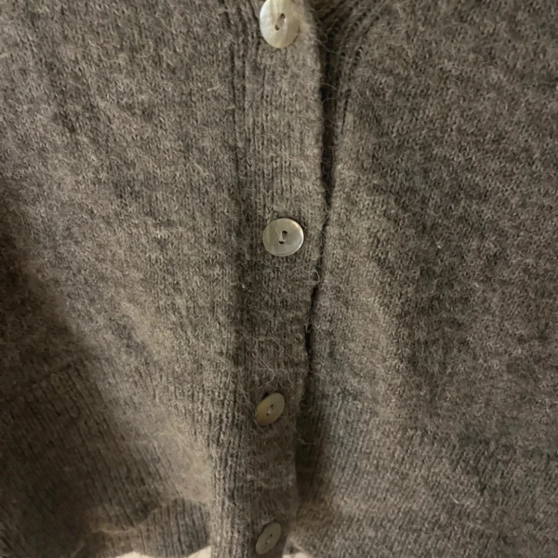 Grå kofta från Zara med knappar - 2