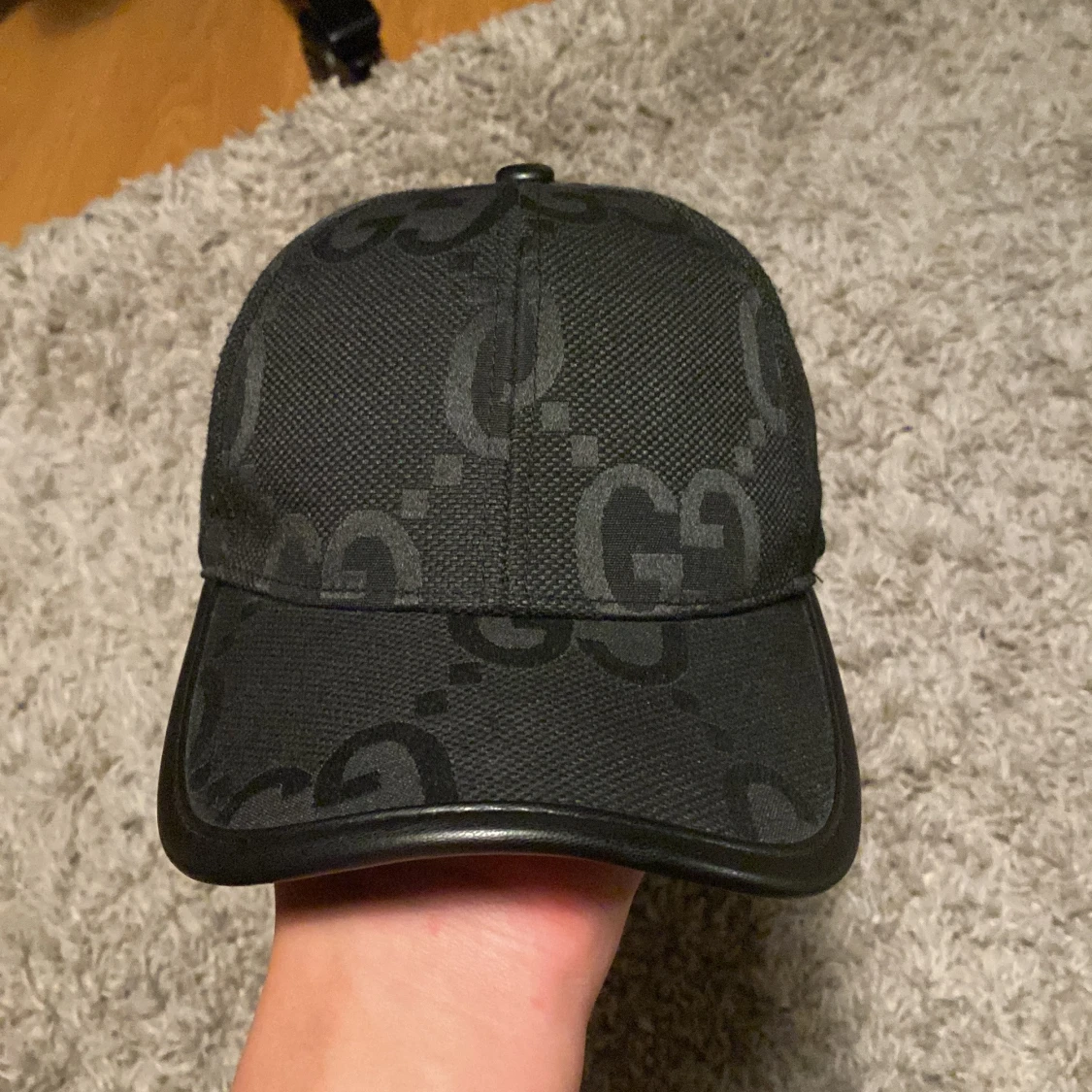 Svart gg keps