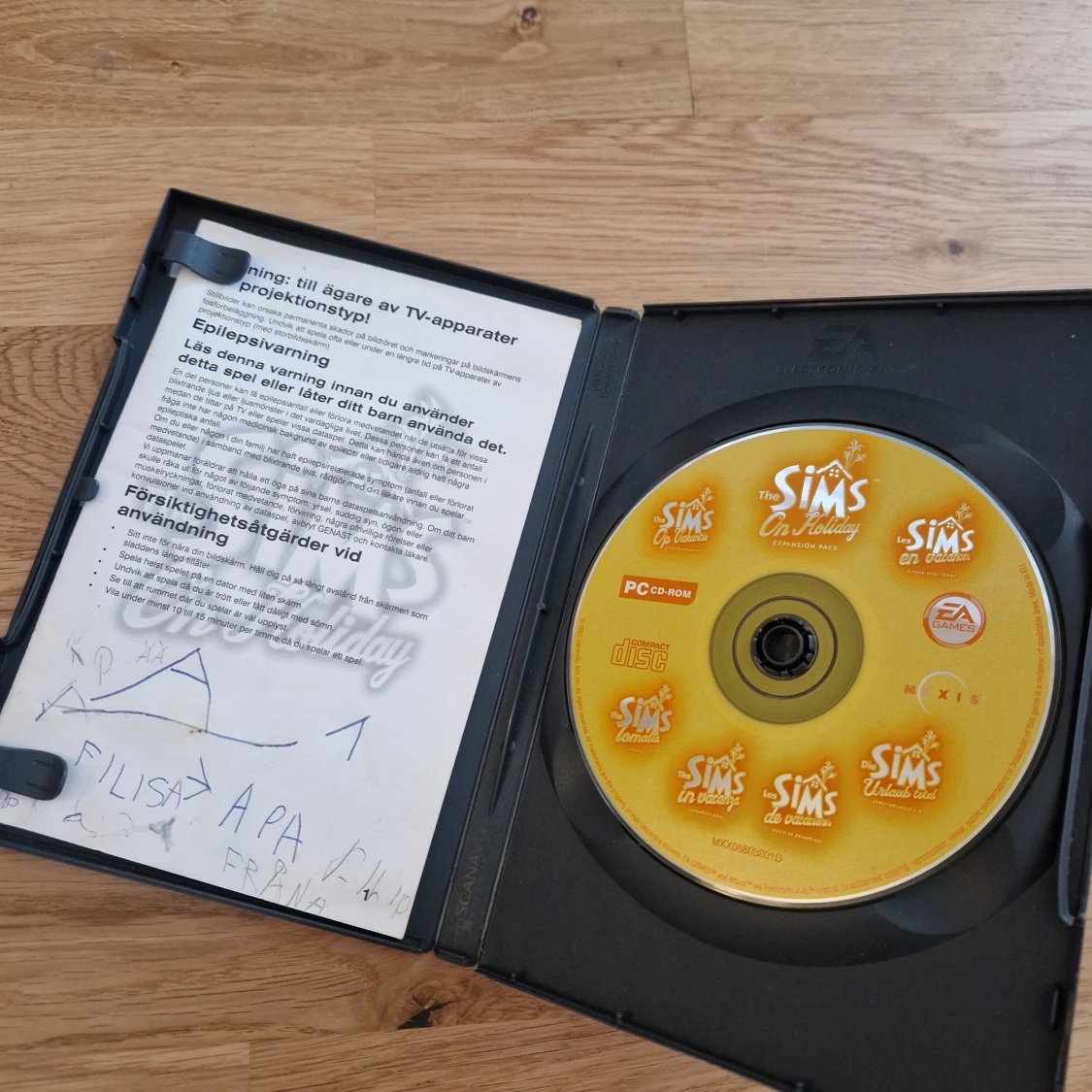 The Sims: On Holiday Expansion Pack - 3