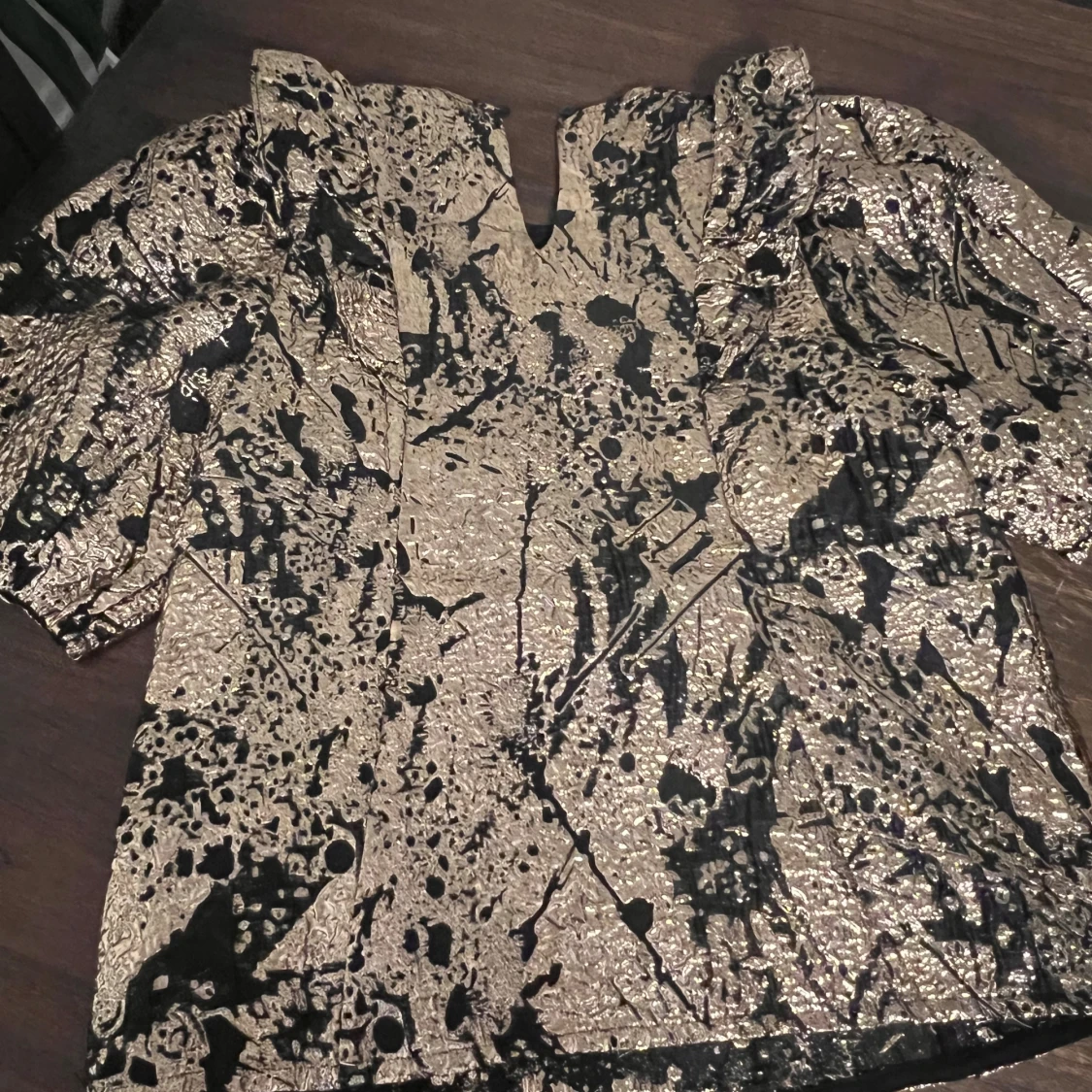 Glittrig topp från Sofie Schnoor