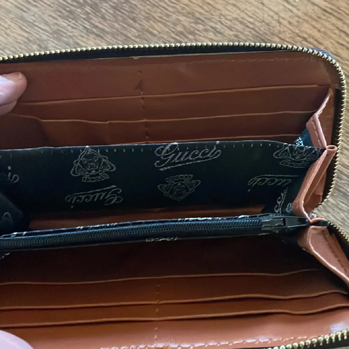 plånbok med mönster och ränder - 4