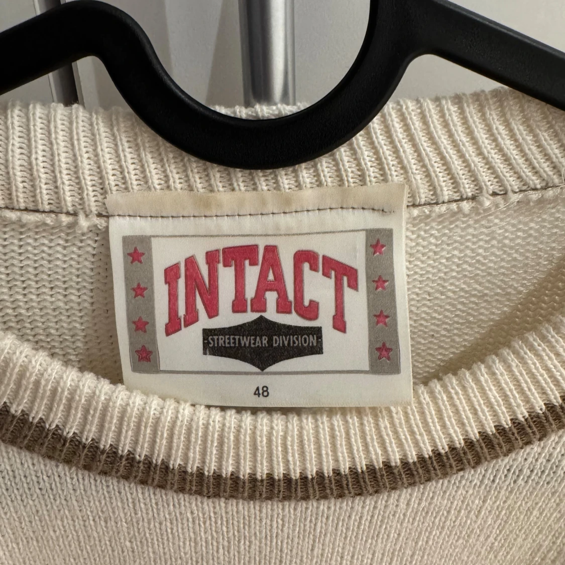 Vit stickad tröja från Intact - 2