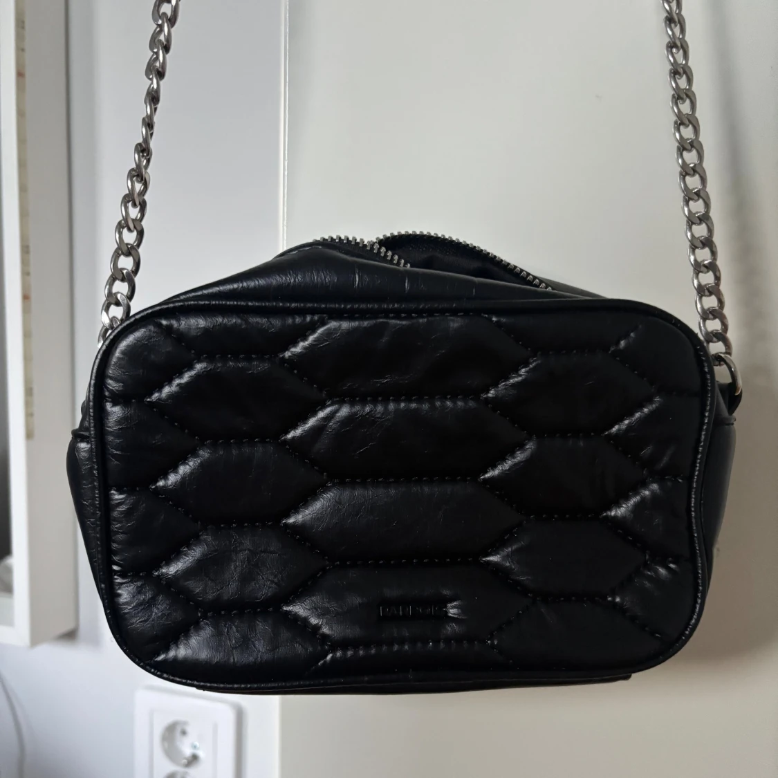 Svart quiltad axelväska från Parfois