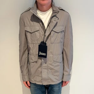 Herno fieldjacket  - Helt ny | passar M-L