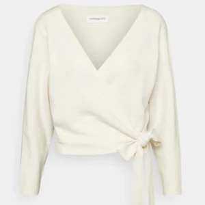 even & odd kofta 🤍 - -aldrig använd 🤍jätte fin nu inför hösten 🍁