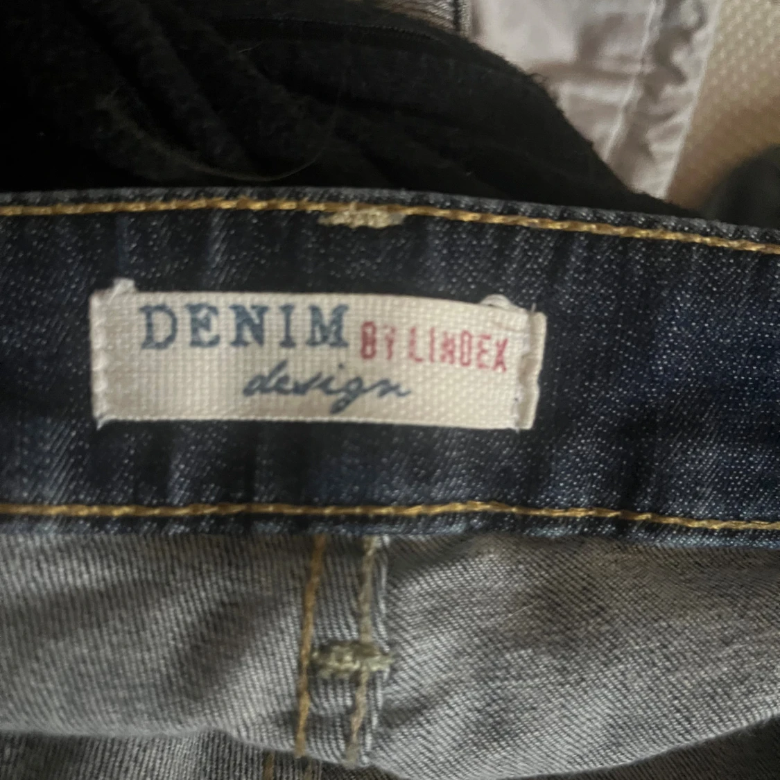 Mörkblå bootcut jeans från Lindex - 3