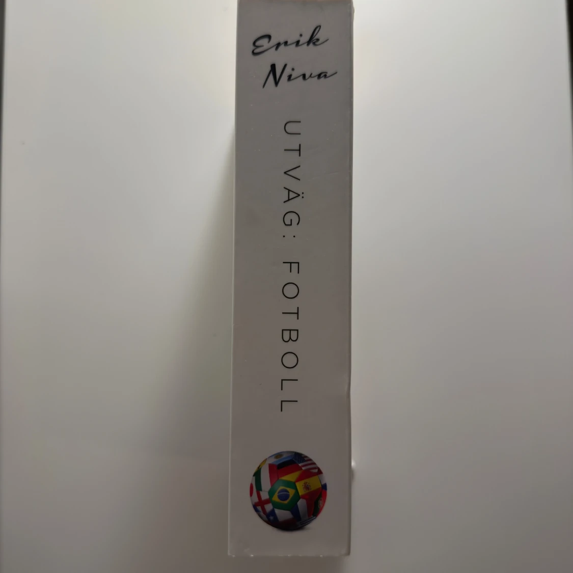 Pocketbok: ”Utväg: Fotboll” av Erik Niva  - 2