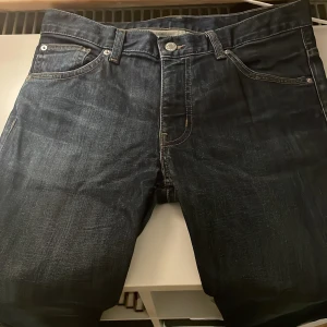 Jeans - Bra skick