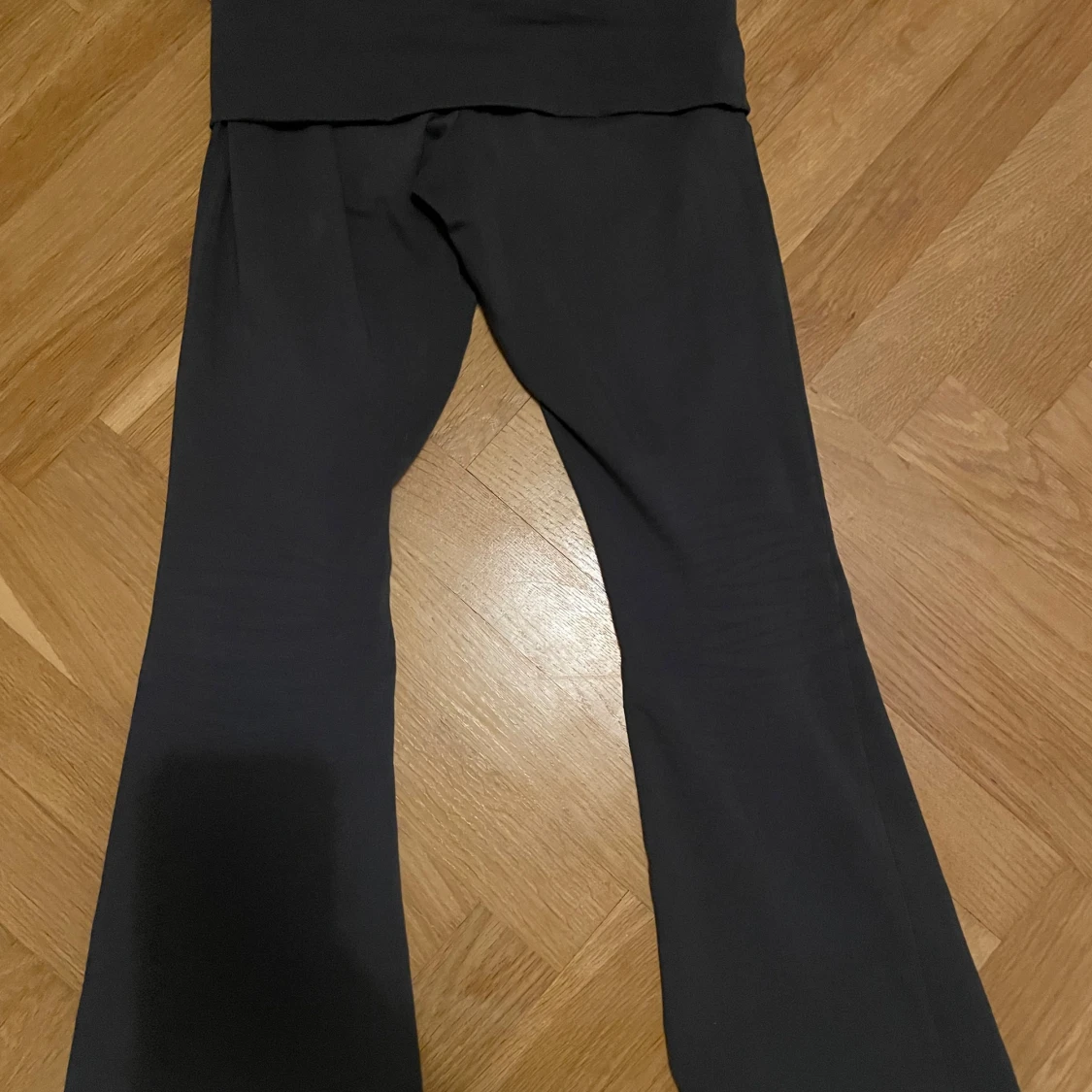 Gråblå joga pants från Name It