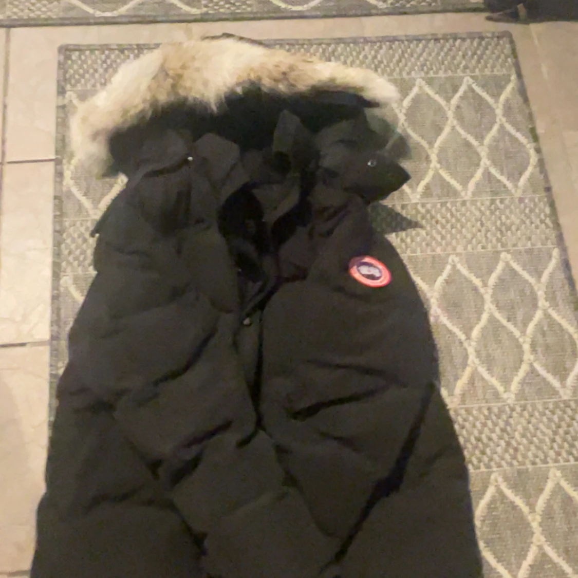 Svart dunjacka från Canada Goose