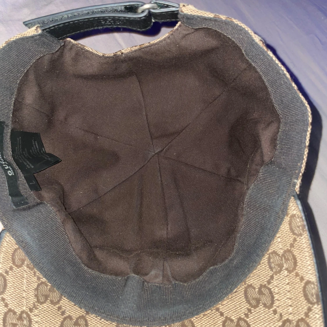 Beige Gucci keps med GG-mönster - 2