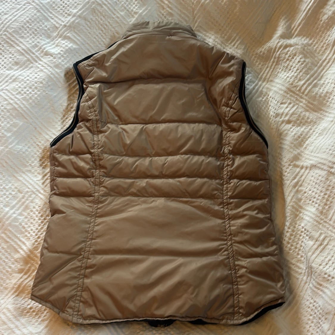 Beige dunväst från Cavalleria Toscana - 1