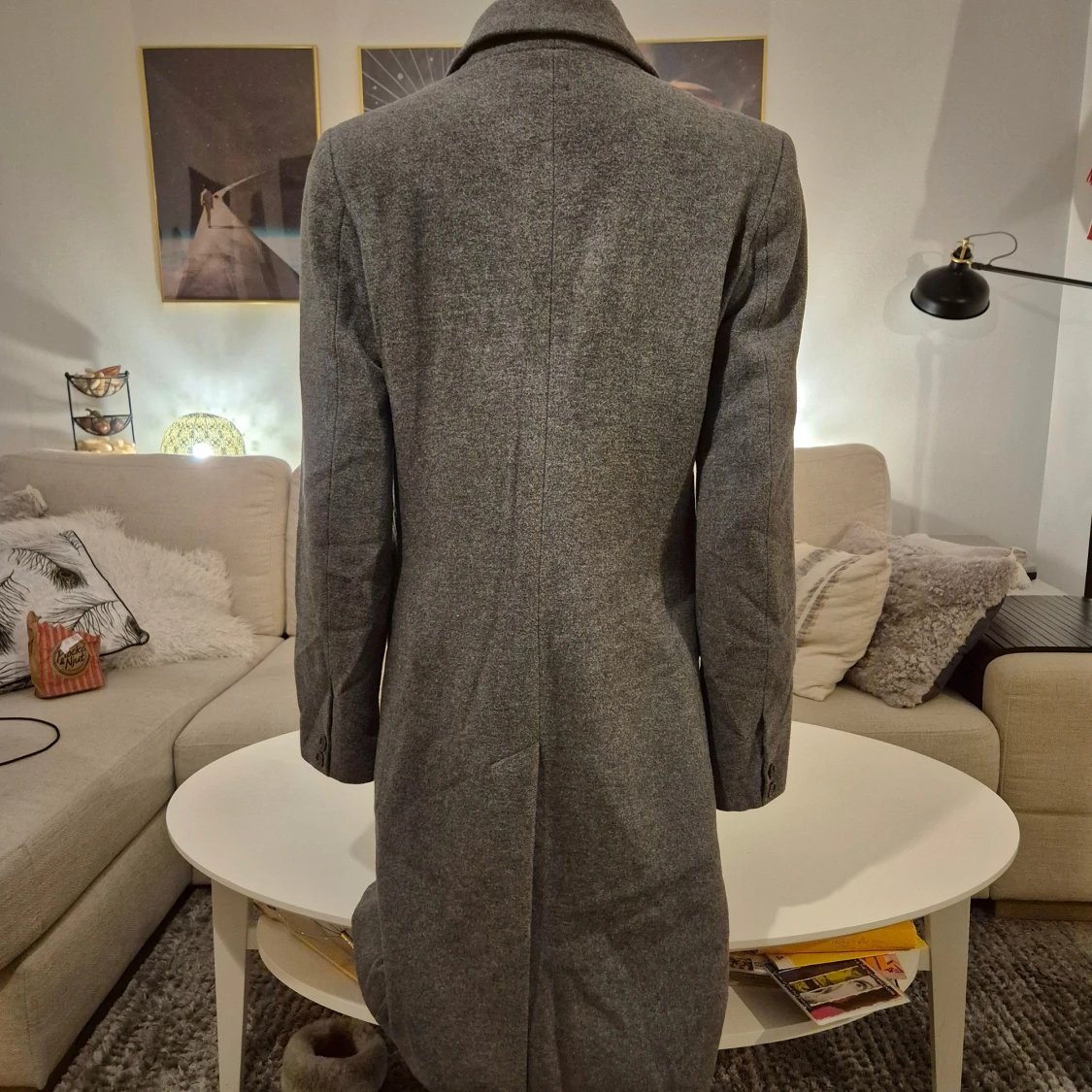 Grå ullkappa * Stl 36 * Mått i annonsen.  - 1