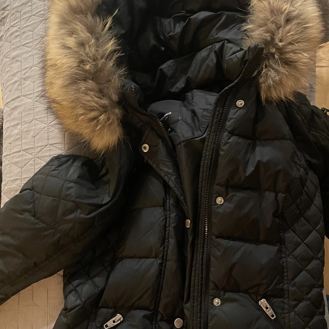 Svart dunjacka Rockandblue med äkta päls - 3