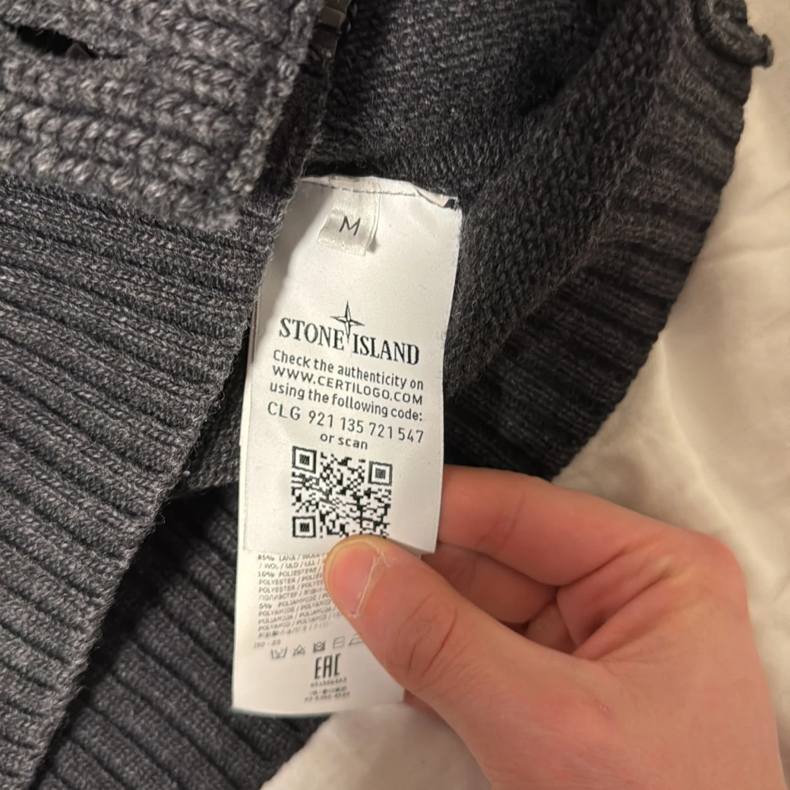 Mörkgrå kofta från Stone Island - 3