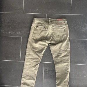 Dondup George Jeans  - Feta dondup jeans | mycket bra skick | Size w29, Säljer för helt galet pris 