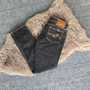 Jacob Cohën jeans - Snygga Jacob Cohën jeans I storlek 31, mycket bra skick. Skriv om du undrar något! 🤩
