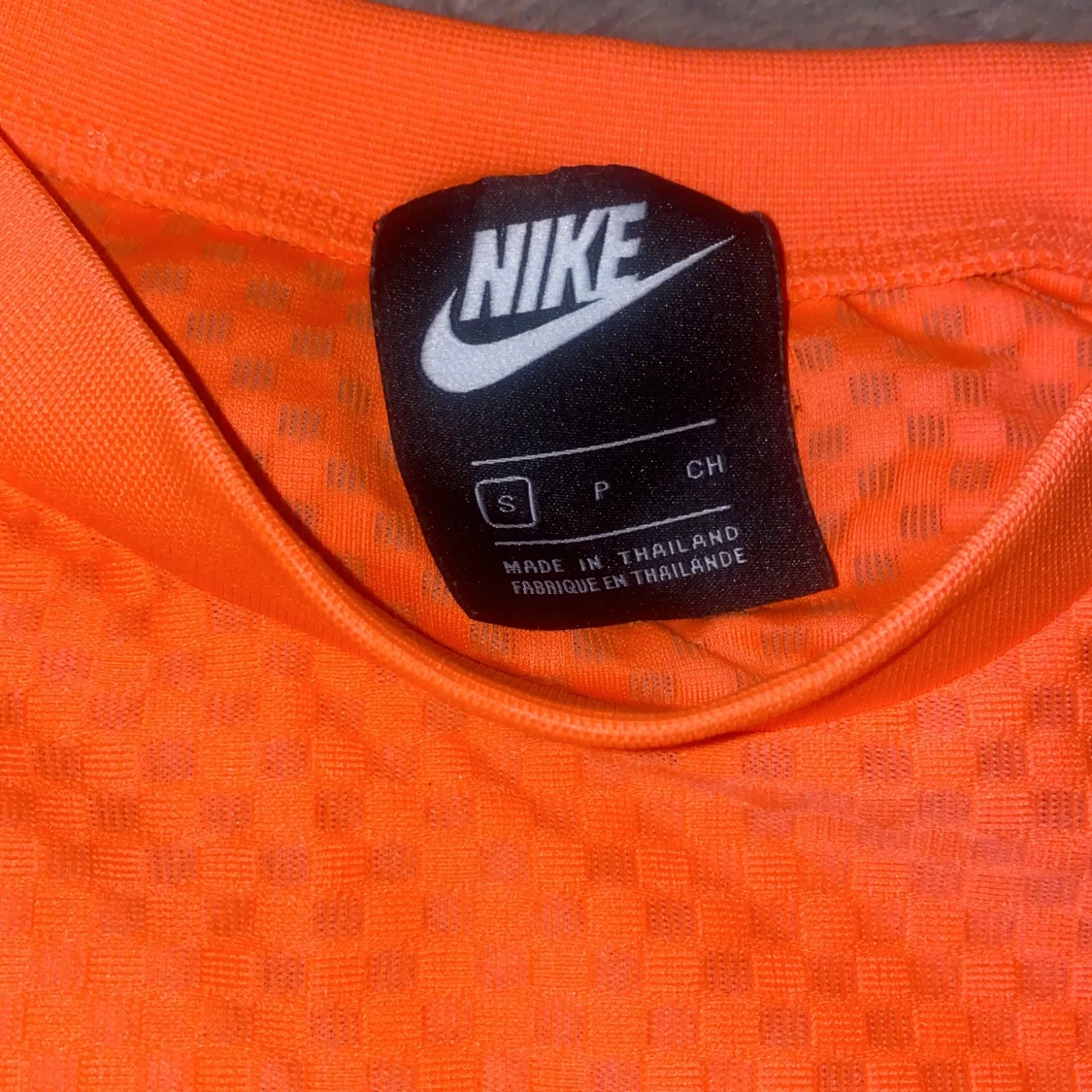Orange sporttröja från Nike - 1
