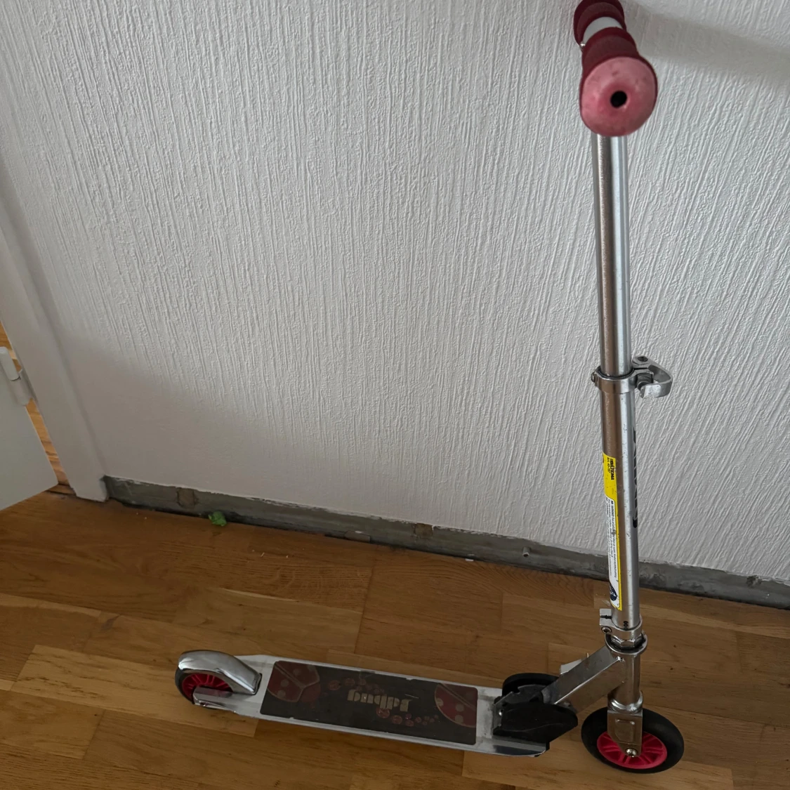 Kickbike sparkcykel - 1