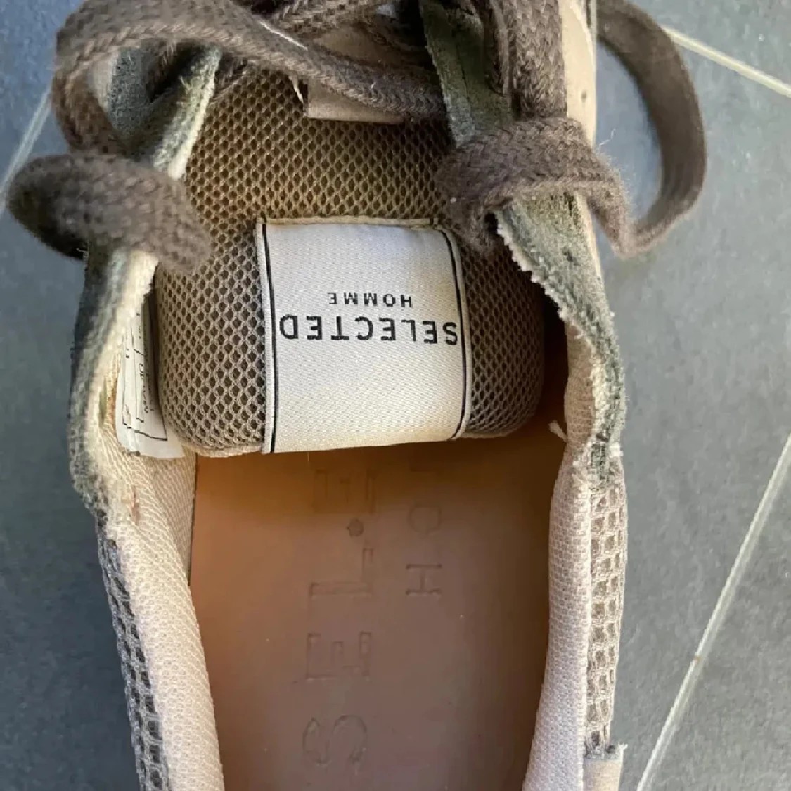 Selected Homme sneakers i beige och grönt  - 1