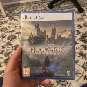 Hogwarts Legacy PS5 - Har inte öppnat den för jag har inte ps5