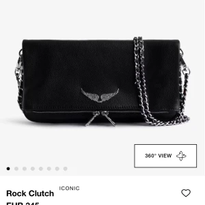 Svart Zadig & Voltaire väska  - Svart väska från Zadig. Köpt för 3500. Hör av er om mer frågor eller bilder🥰 eller om diskutera pris!