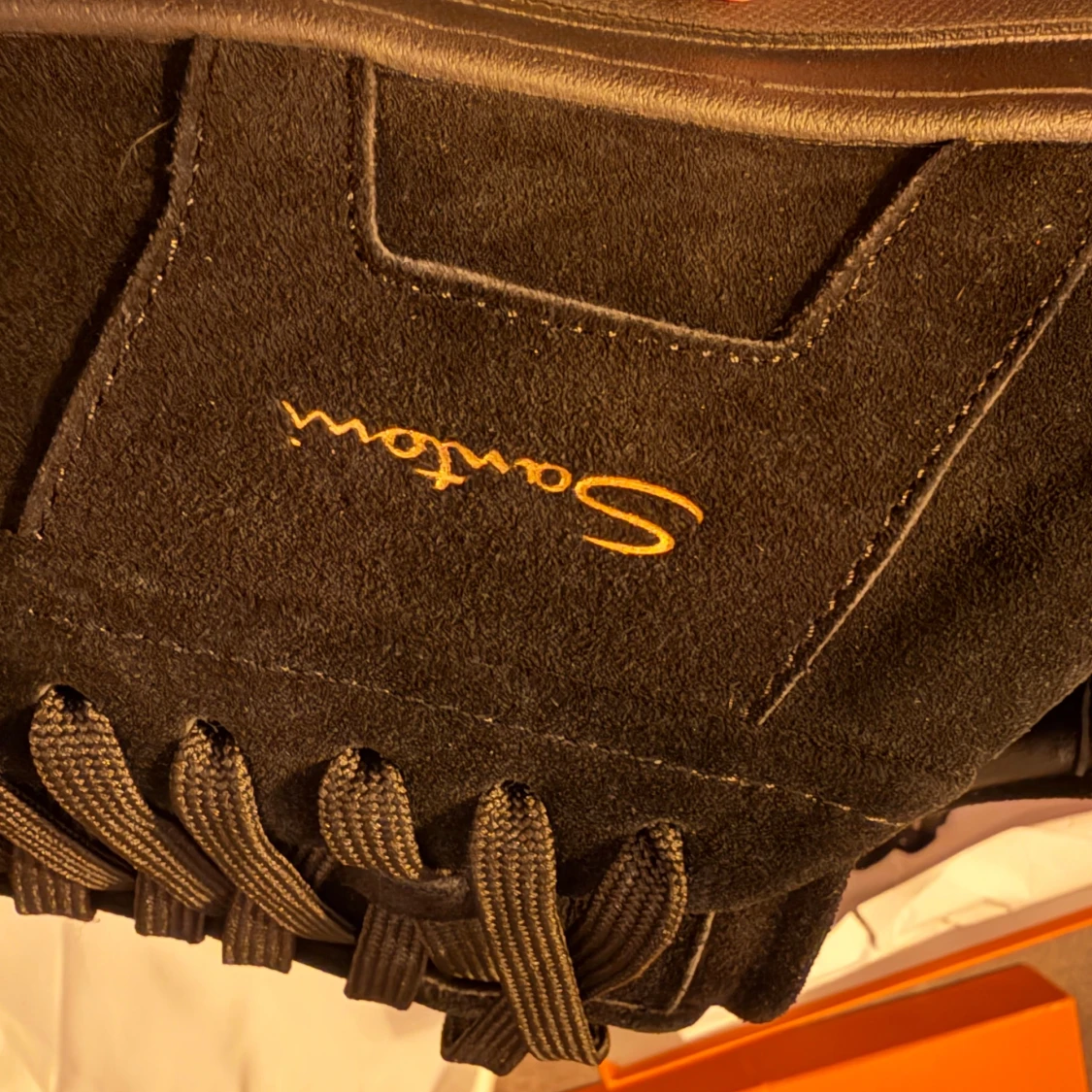 Svarta sneakers från Santoni i mocka - 1