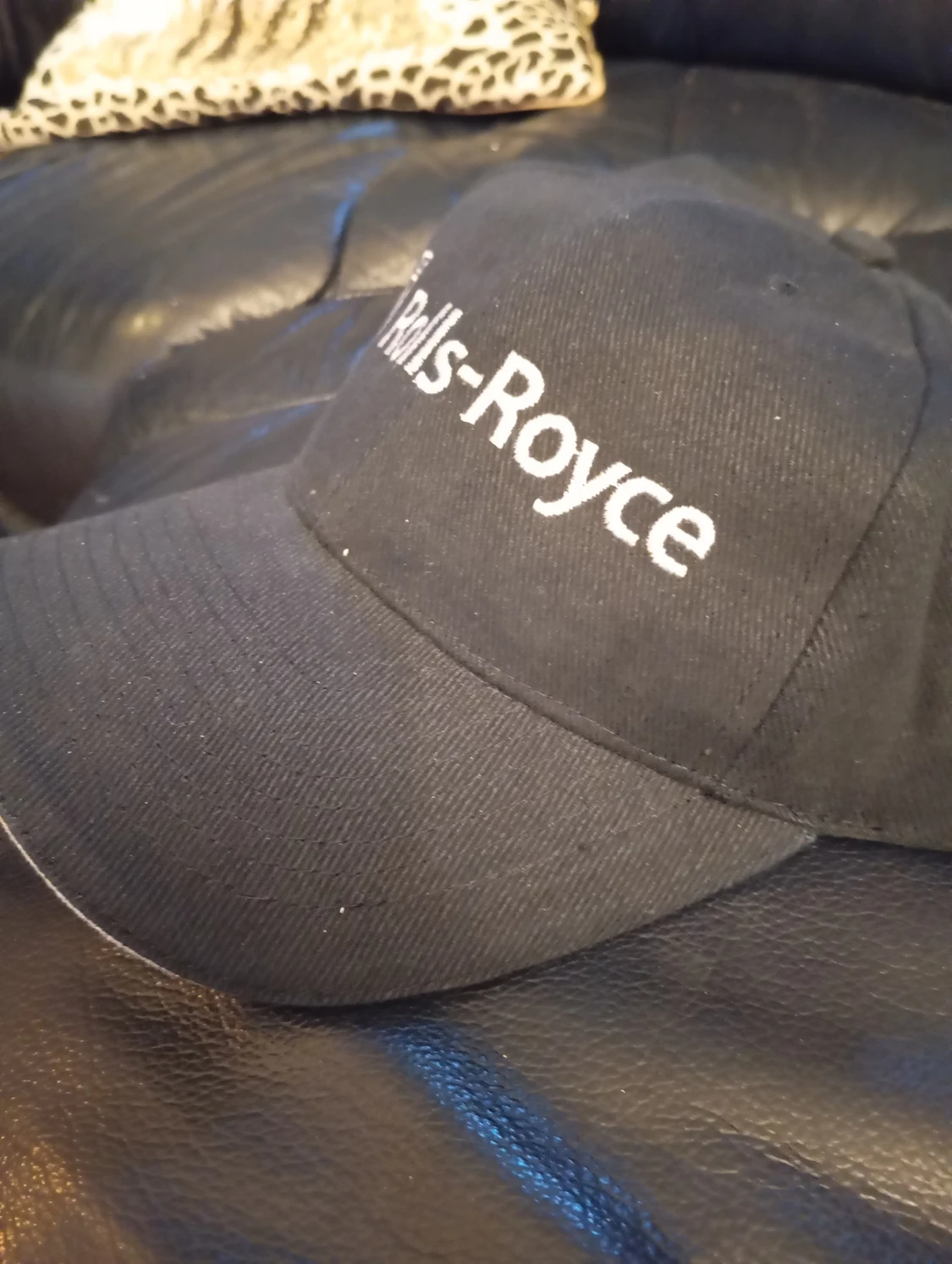 Svart Rolls-Royce keps - 1