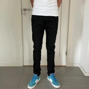 Replay Jeans  - Säljer nu dessa Replay Jeans W32 o L34, skriv för fler bilder/frågor🙌🏼