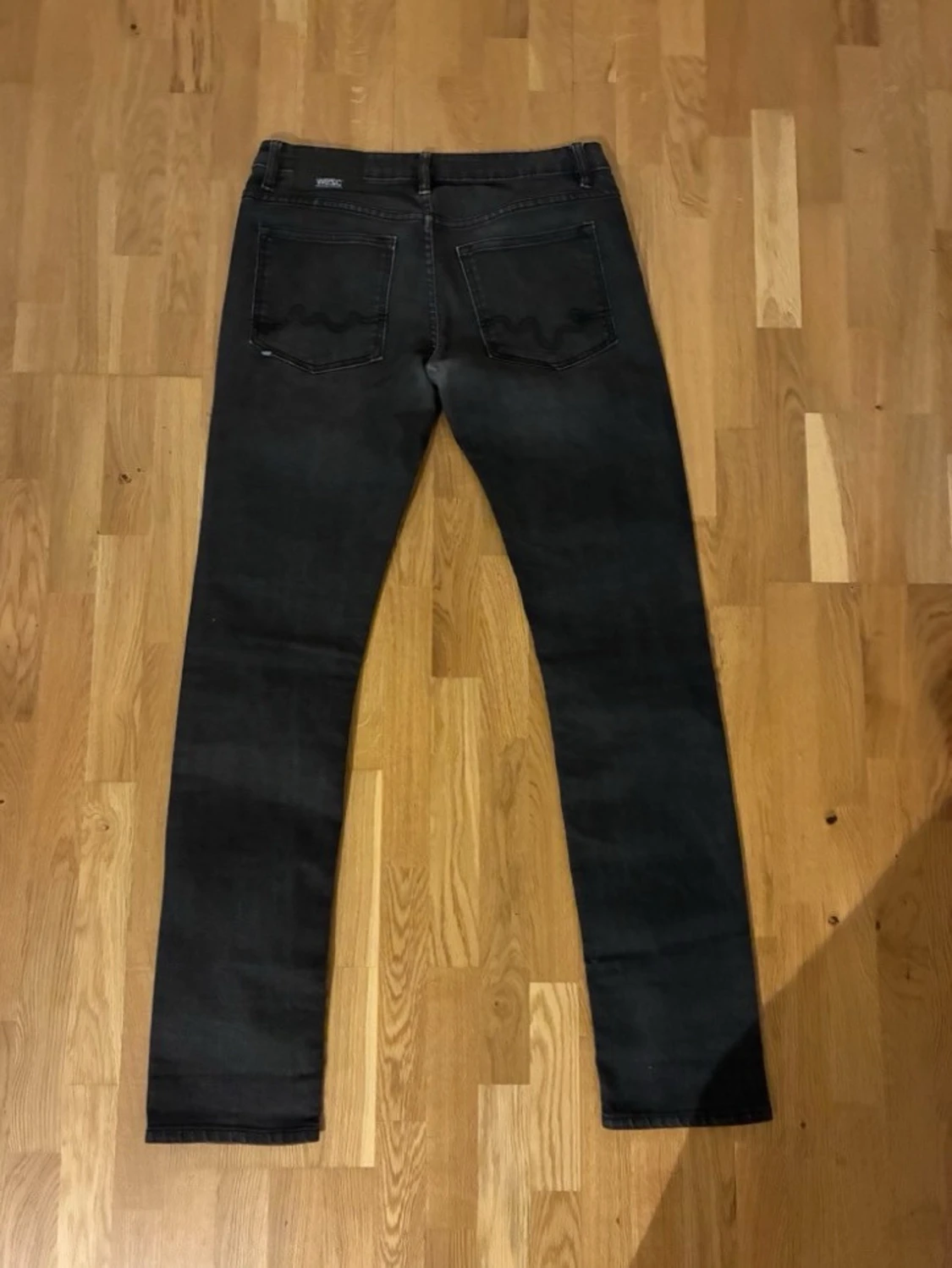 Svarta skinny jeans från WESC - 1