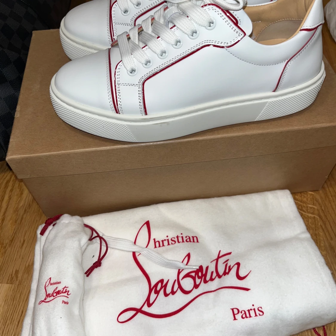 ♦️Christian Louboutin Vieirissima Flat (Womens)