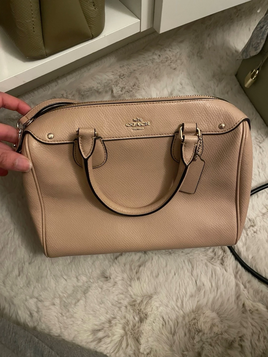 Beige handväska från Coach  - 4