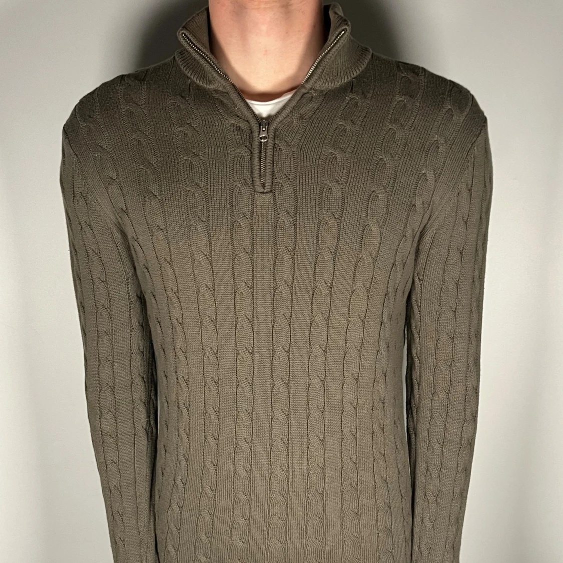 Kabelstickad John Henric halfzip