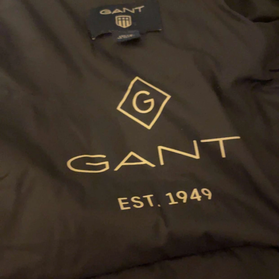 Mörkblå pufferjacka från GANT - 1