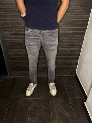 Jack & Jones jeans - Stl - W32/L32 | Skick 9/10 | Nypris: 1000