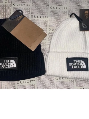 Ingen väst på bilden - 300 kr styck 