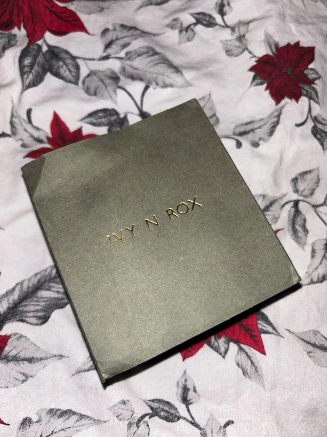 Ivy N Rox klocka  - 3