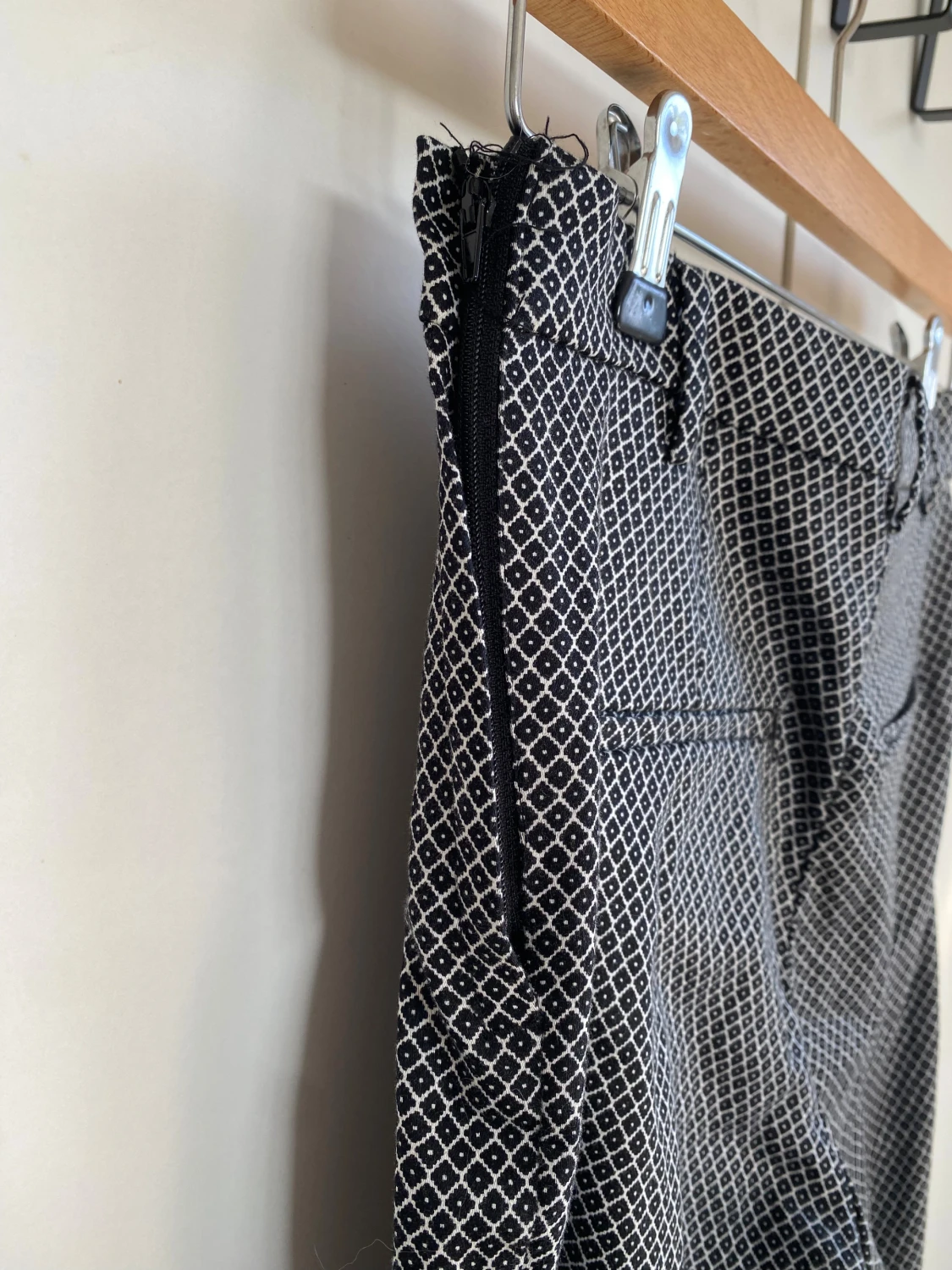 Svarta mönstrade kostymbyxor - 3