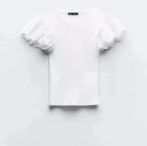 zara blus - så gullig zara blus i storlek s 💗 har knappt använd den