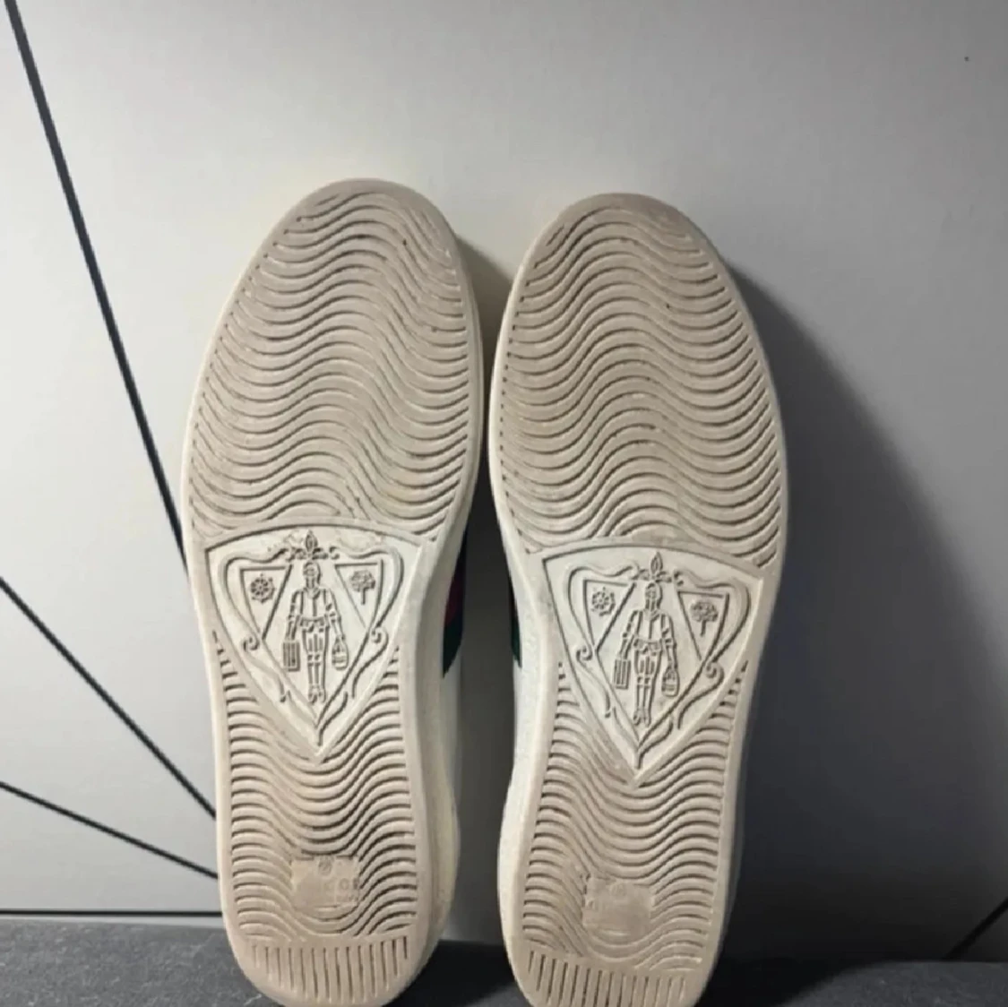 Orm broderad sko - 3