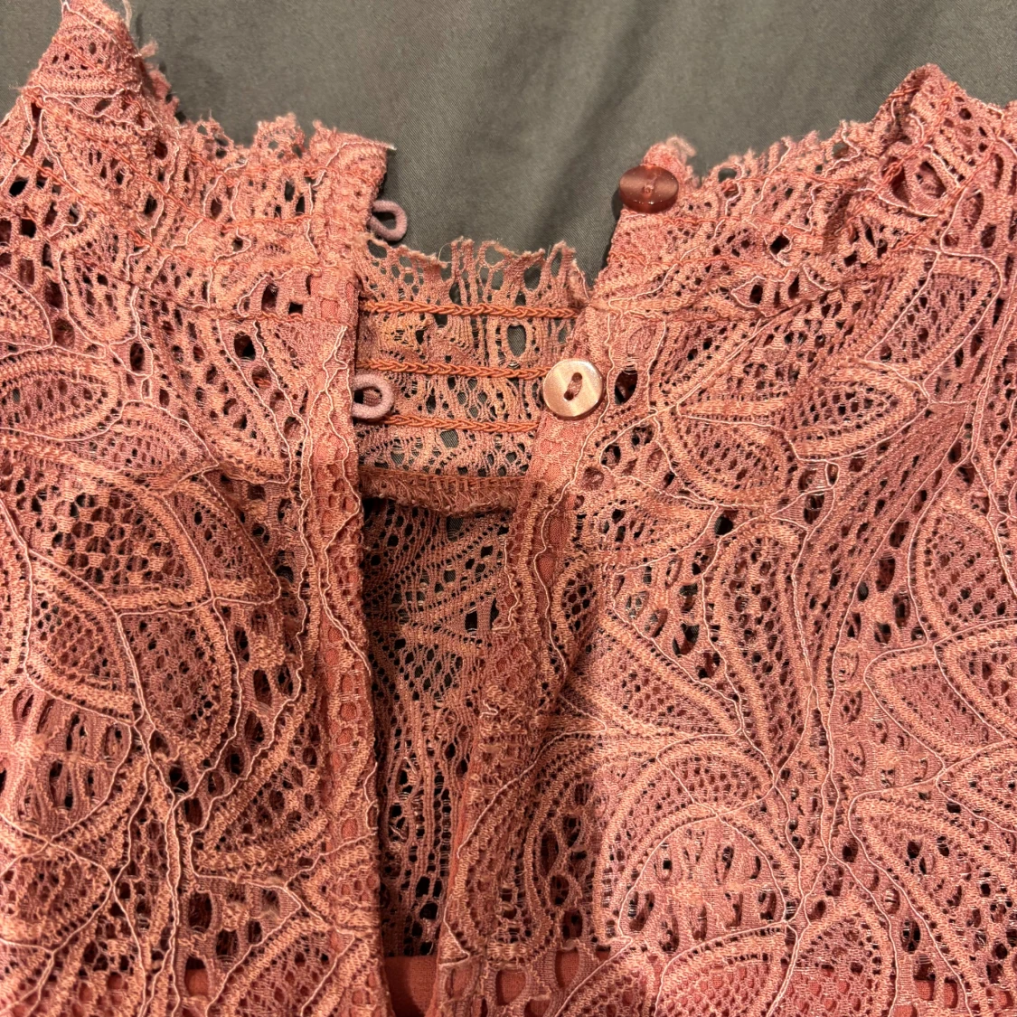 Rosa spetsblus från ONLY - 4