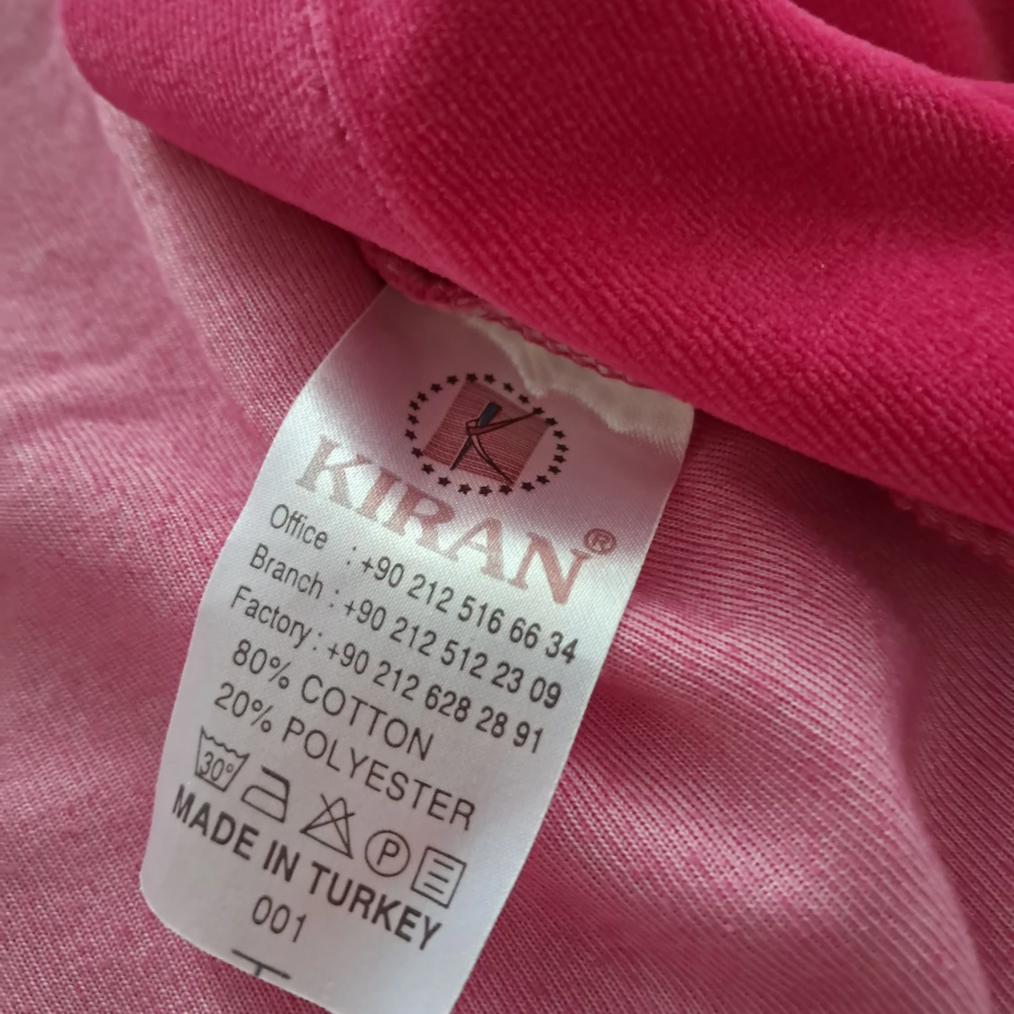 Rosa morgonrock med huva från Kiran - 3