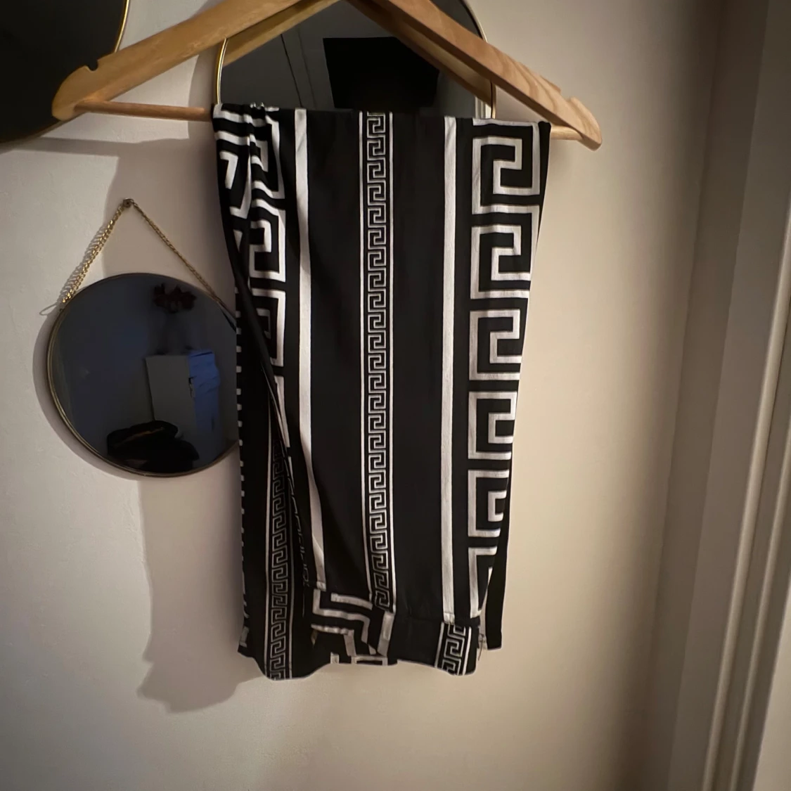 Svarta mönstrade byxor från Giorgia - 2