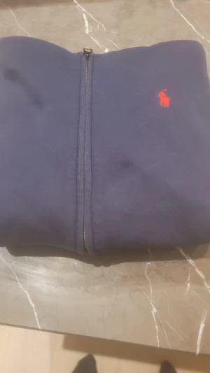 POLO Ralph Laurent zip blue   - Fin Polo RL zip  Felfri . Nypris 1100 kr 