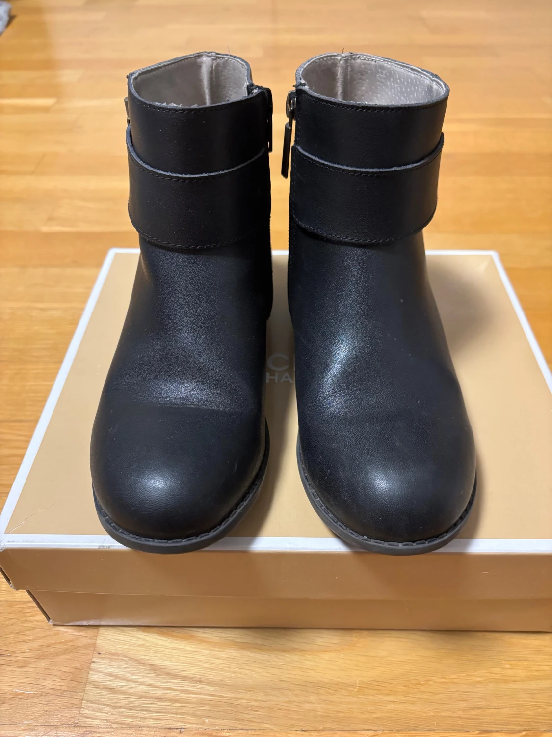 Svarta boots från Michael Kors storlek 33 - 1