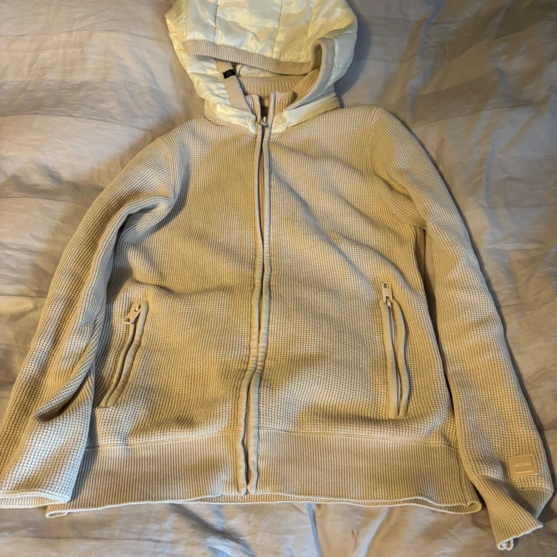 Vit cardigan från indicode