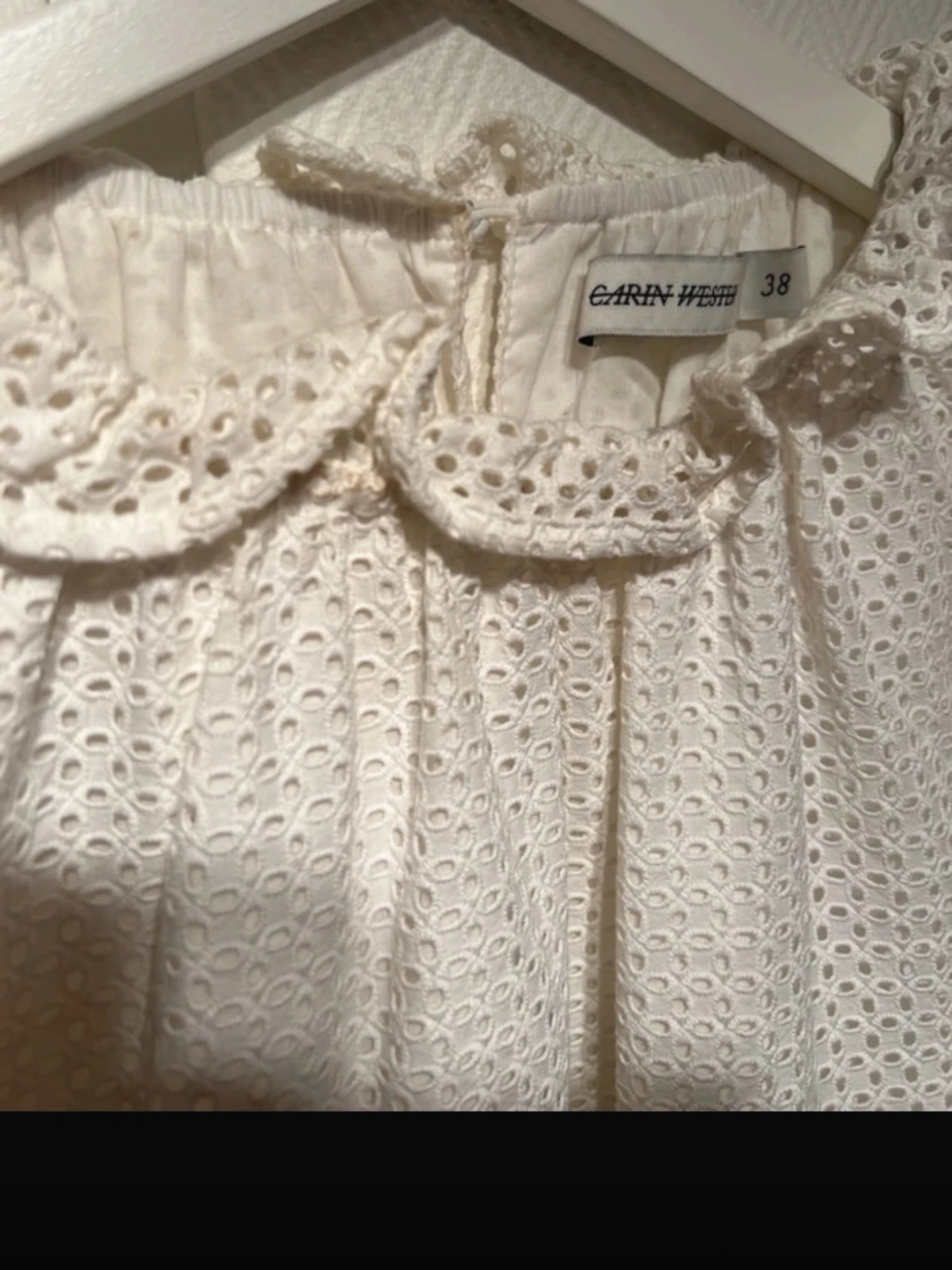 Vit broderad kortklänning Carin Wester - 1