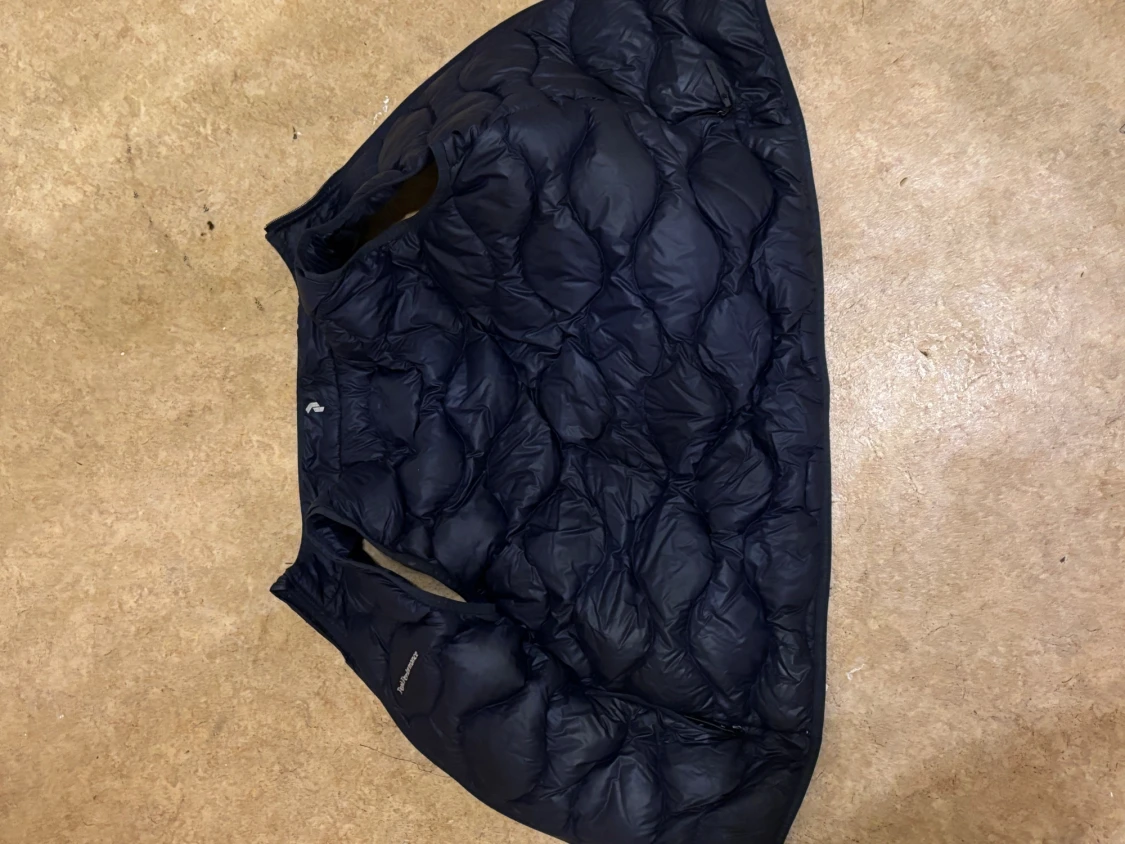 Mörkblå dunväst Peak Performance - 2