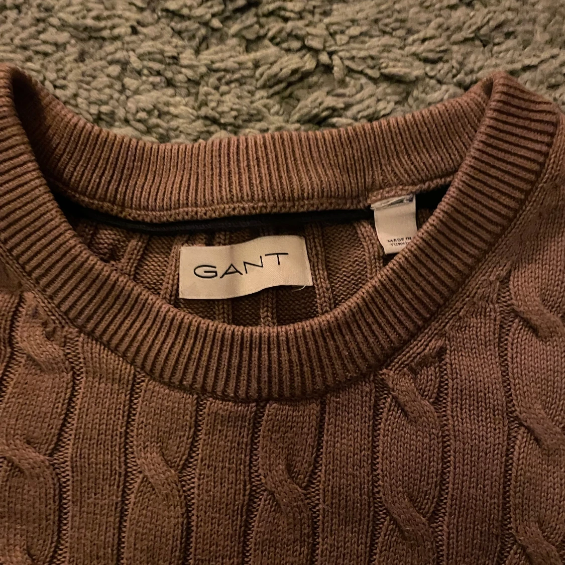 Brun kabelstickad tröja från GANT - 2